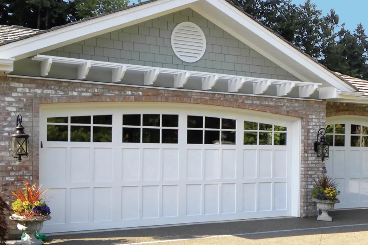 Carriage style garage door installation Sammamish WA